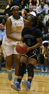 Stephenson's Miracle Gray (5) pulls up for a shot against Mays. (Photo by Mark Brock)